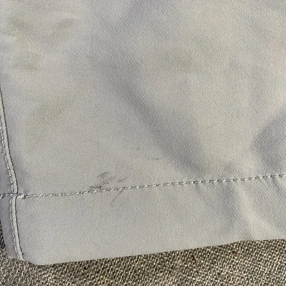 Under Armour UA Golf Chino Shorts Mens Size 34 Grey Stretch Performance - Picture 6 of 9